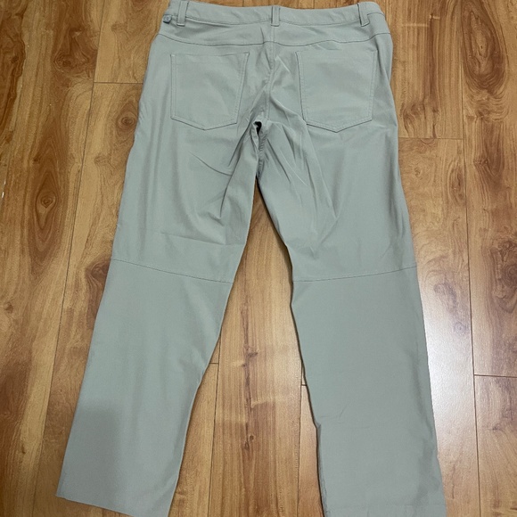Lululemon Men Sand Gray Pants 33" Waist New without Tag - Picture 5 of 10